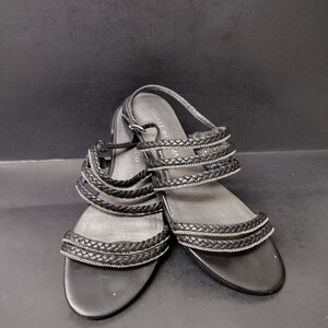 - STUART WEITZMAN - WOMEN BLACK LEATHER SANDALS SIZE : 8